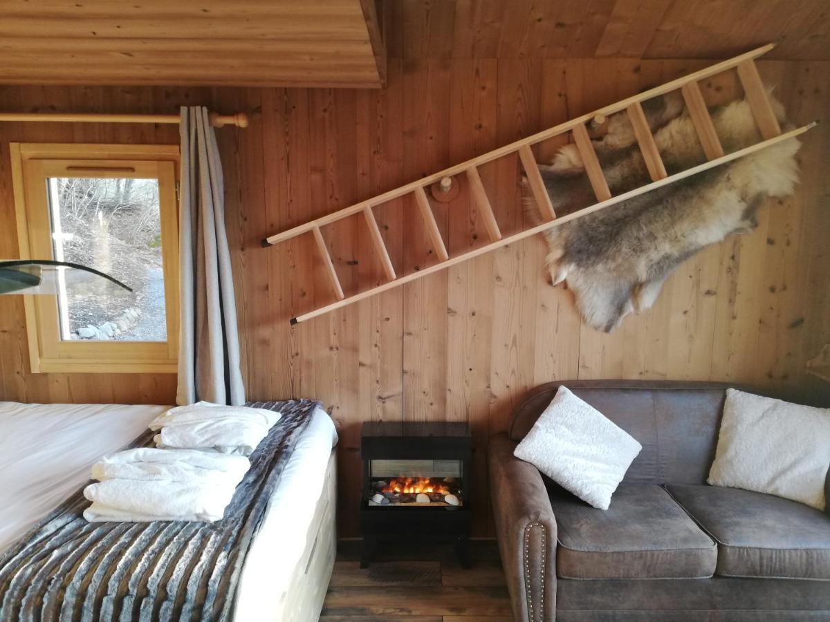 Ma Cabane Des Hautes-Alpes Saint-Julien-en-Champsaur Eksteriør bilde